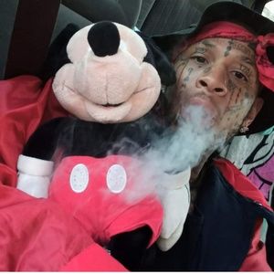 Meet your Posher, Derek